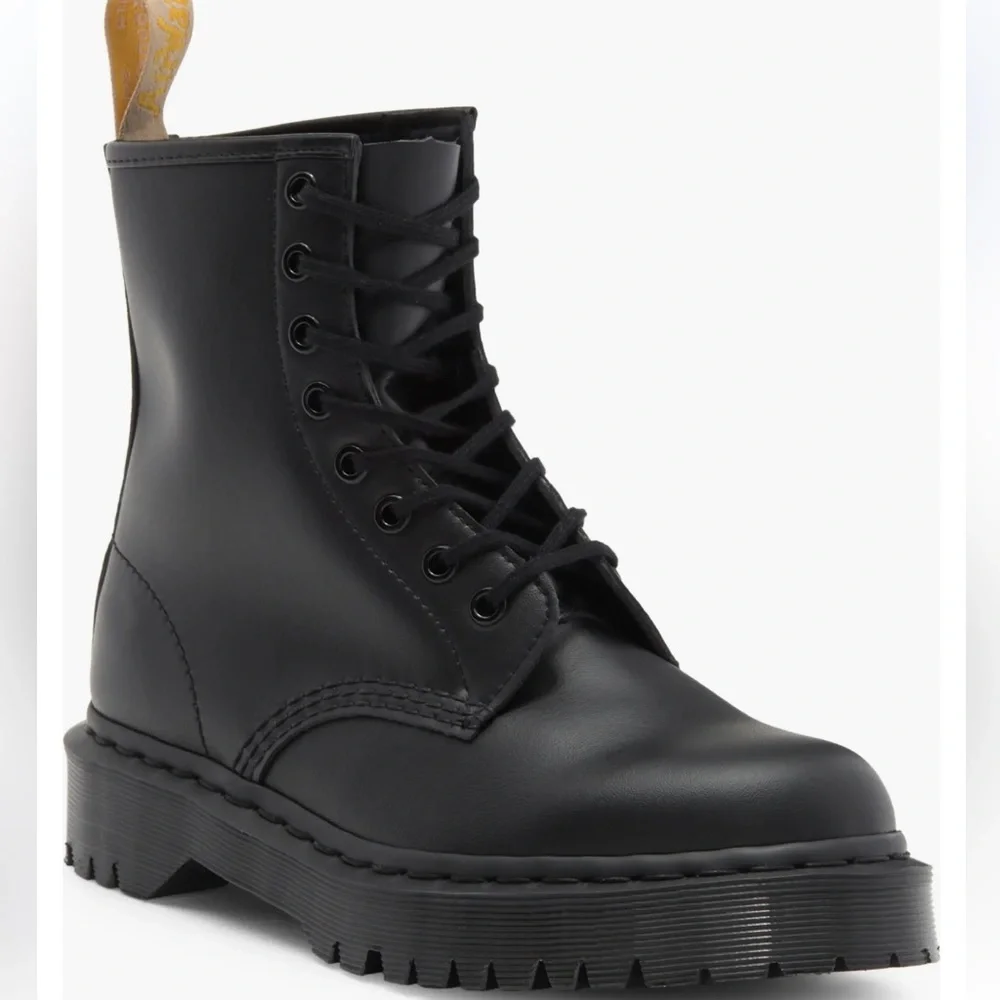 Dr Martens unisex Black Lace-Up Combat Boots